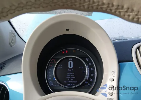 2017 Fiat 500 Lounge z USA, uszkodzony, nr VIN 3C3CFFCR4HT530273